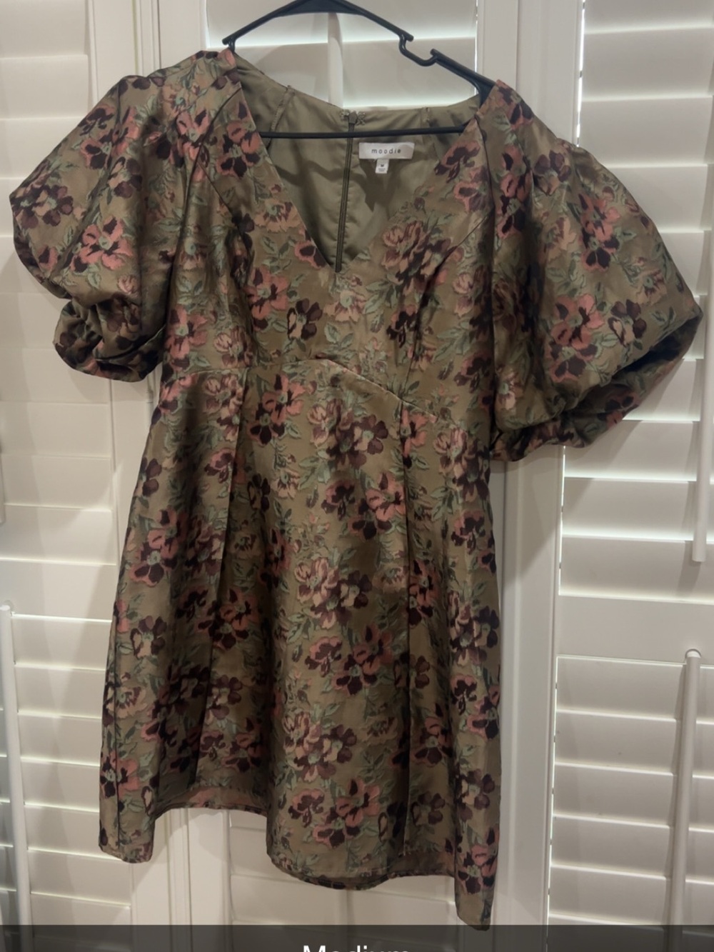 Moss Green Floral Puff-Sleeve Mini Dress